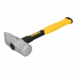 Martillo forja DeWalt DWHT56157‑1 de 1,8 kg con mango de fibra de vidrio y cabeza de acero forjado