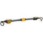 Foco LED inalámbrico DEWALT DCL045-XJ para capó de coche, compatible con baterías XR 12V y 18V, ideal como lámpara de trabajo en talleres mecánicos